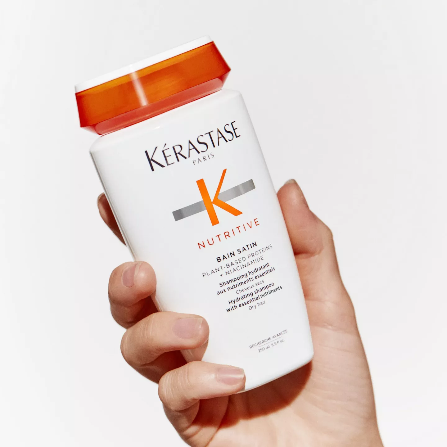 Nutritive Bain Satin Shampoo - Image 7